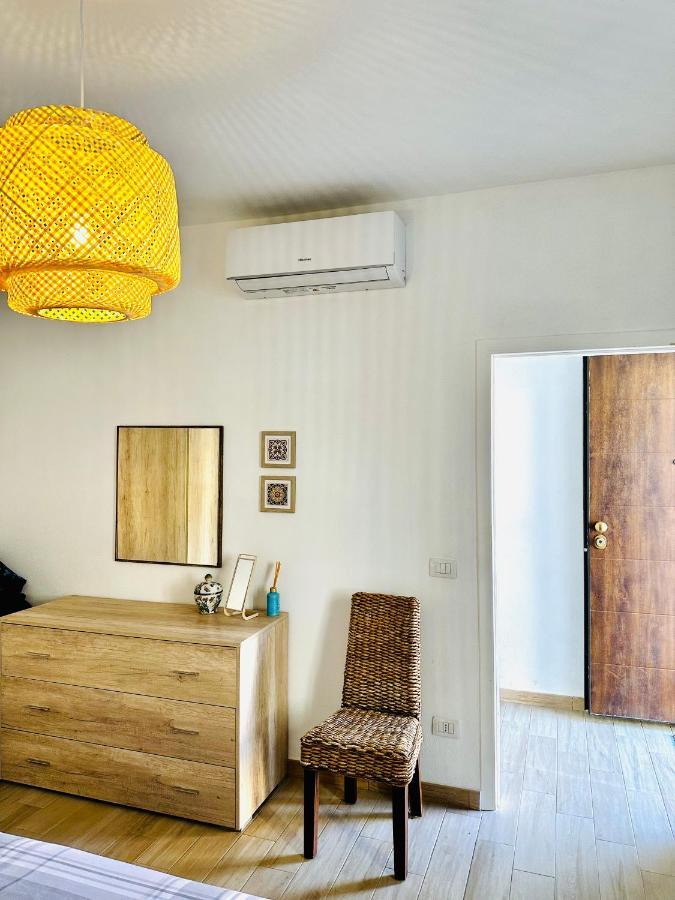 The Beatles Apartment Olbia Bagian luar foto