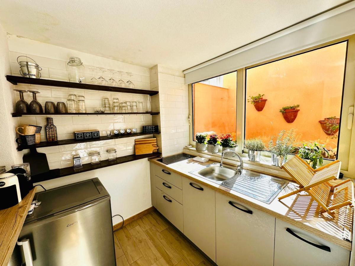 The Beatles Apartment Olbia Bagian luar foto